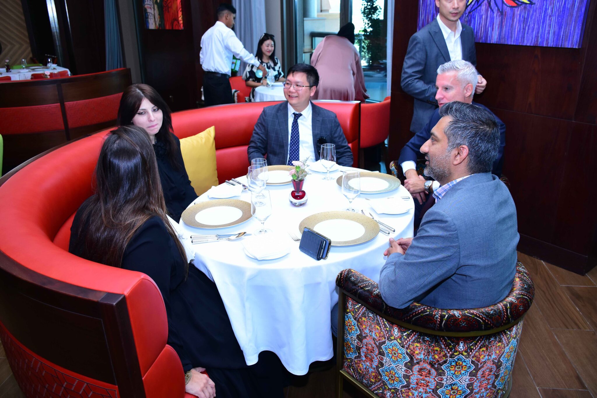 Facilitating discussion during the exclusive luncheon organised by Kent Consulting in Emirates Palace